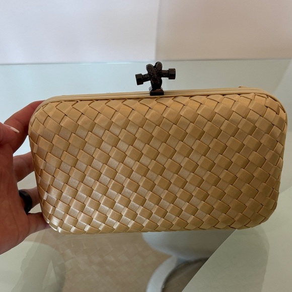 Chic Tan Woven Clutch - Picture 1 of 4